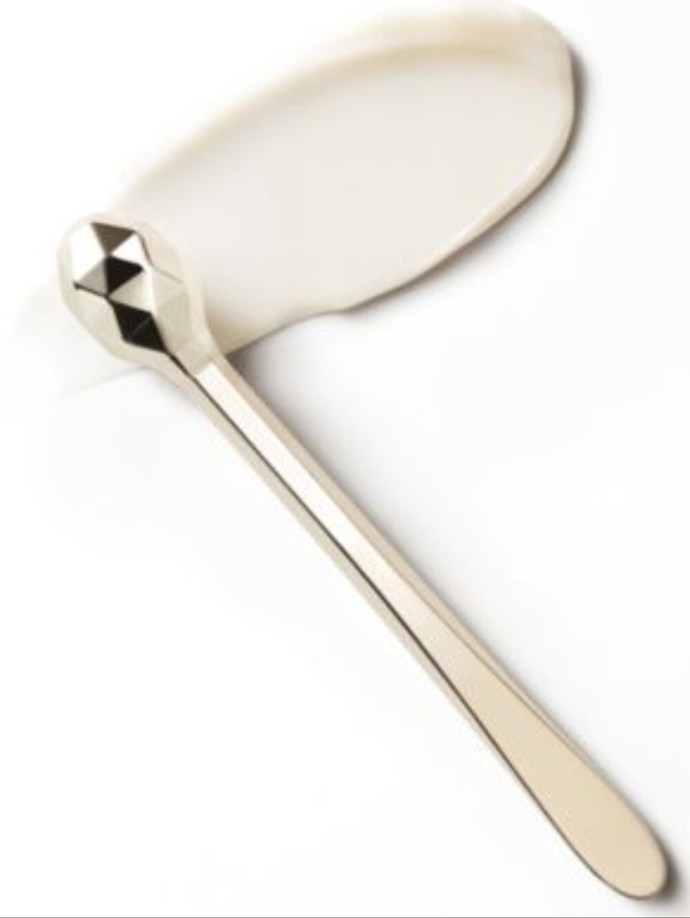 New Cle de Peau Platinum Eye Massager